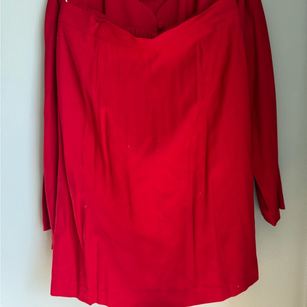 Vintage Red Women's Suit - Picture 3 of 11